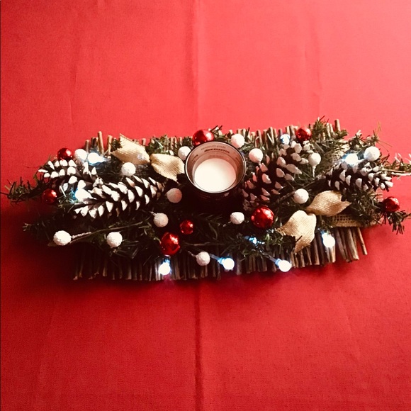 Christmas centerpiece - Picture 7 of 7